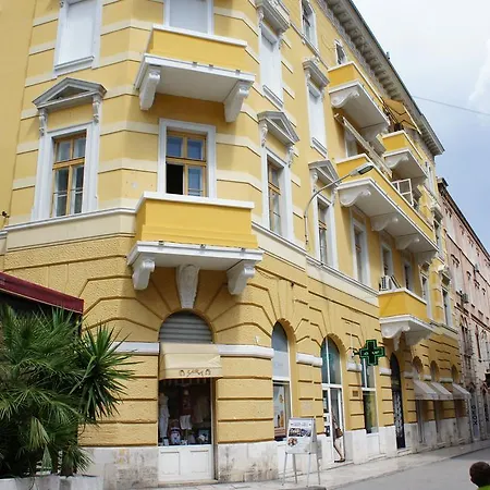 Sweet Dreams Hostel